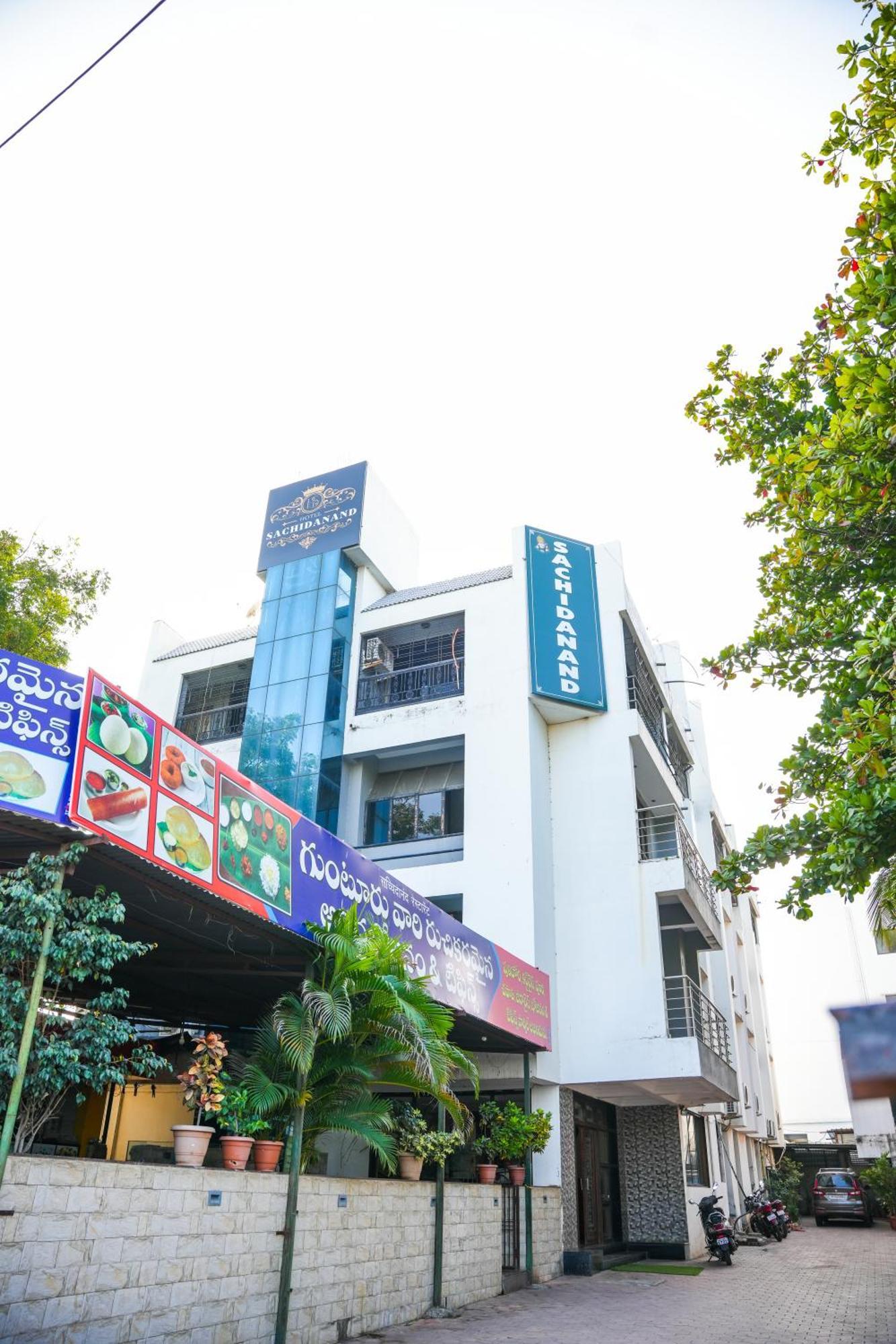 Hotel Sachidanand Shirdi Bagian luar foto